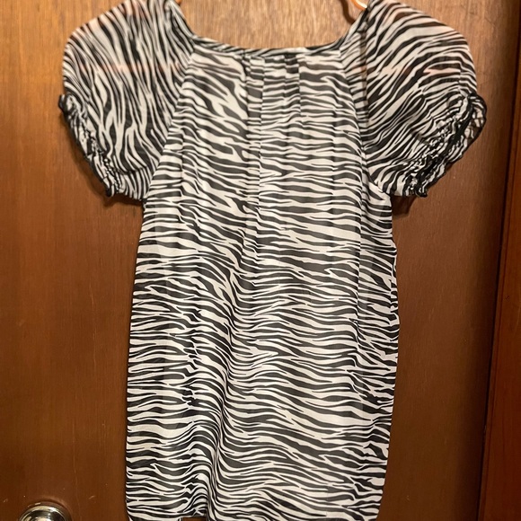 George Zebra Print Women's Top - Black and White - Picture 2 of 3